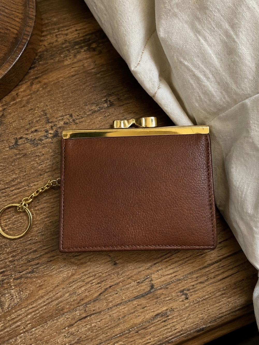 Vintage Carlos D'Santi Genuine Leather Kiss
Lock Coin Purse Wallet - Picture 2 of 3
